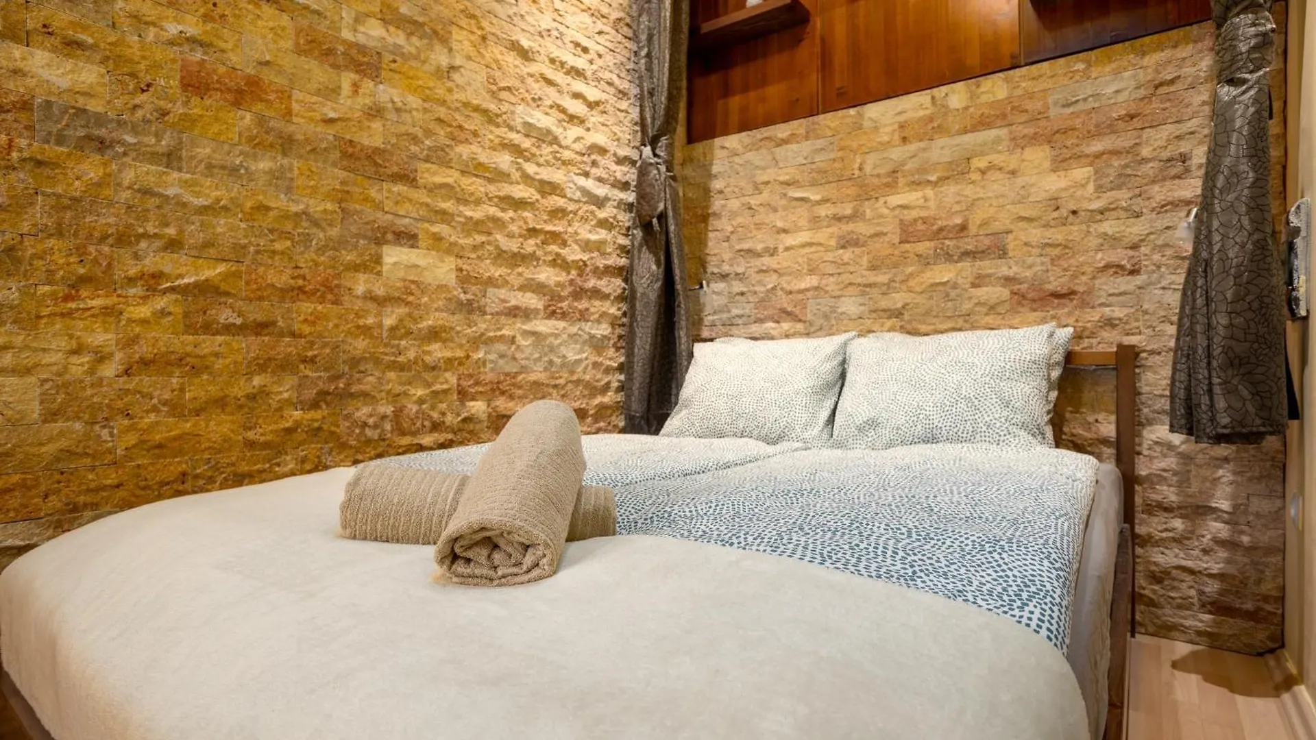 בודפשט Balzac Central Nice Apartment 0*,  הונגריה